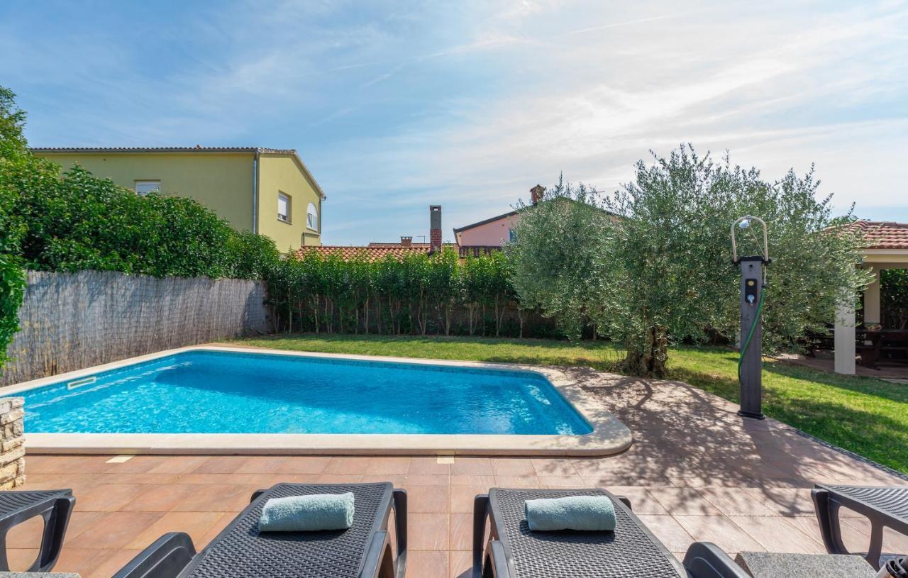 Villa Lucas Novigrad  Exterior photo